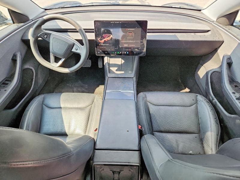 2024 TESLA MODEL 3 8