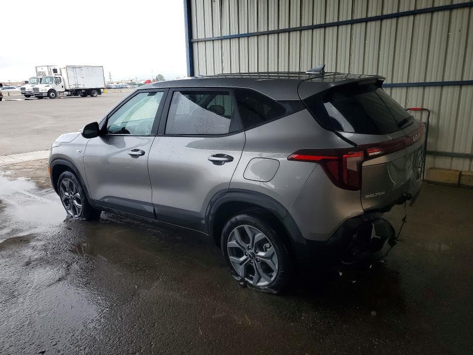 2026 KIA SELTOS LX 2
