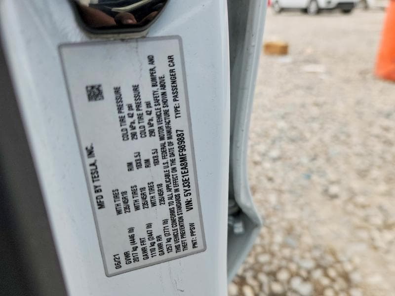 2021 TESLA MODEL 3 12