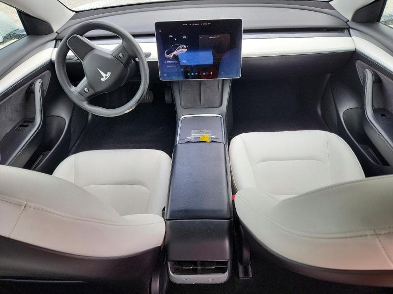2021 TESLA MODEL 3 8