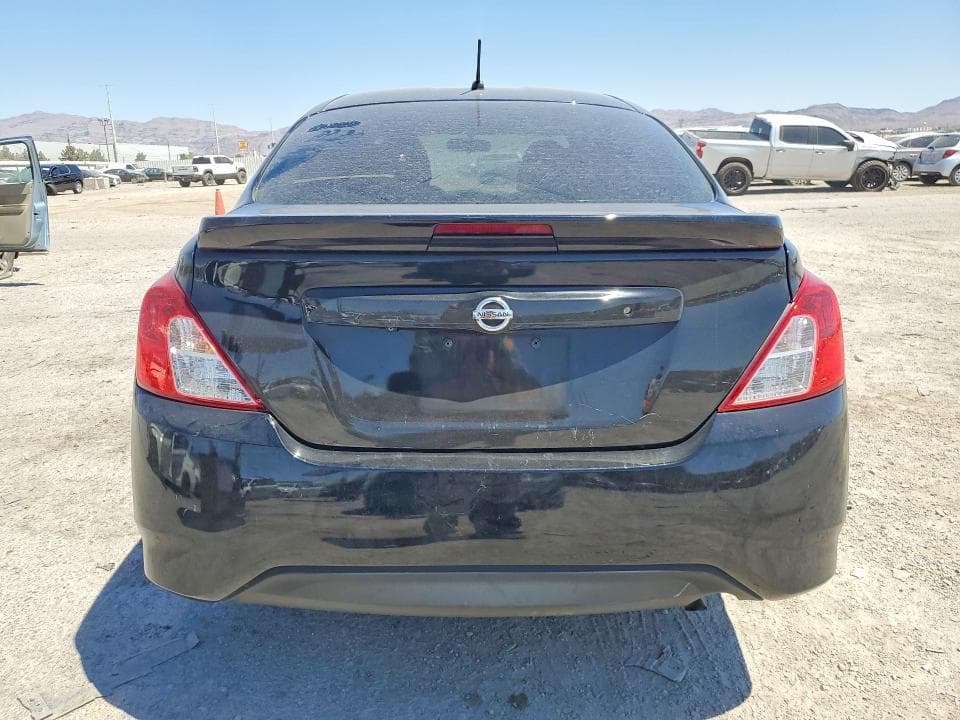 2019 NISSAN VERSA SV 6