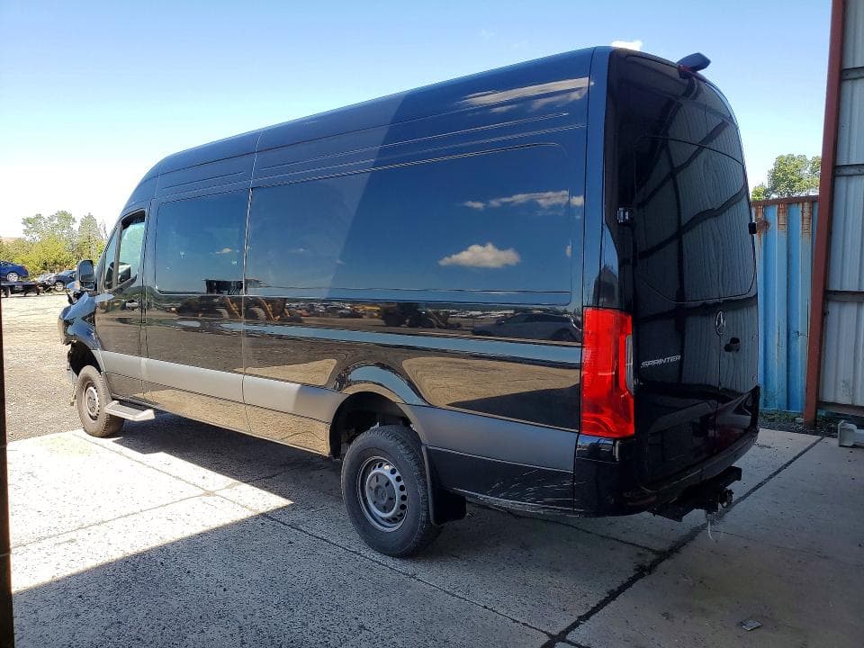 2024 MERCEDES-BENZ SPRINTER 2500 2