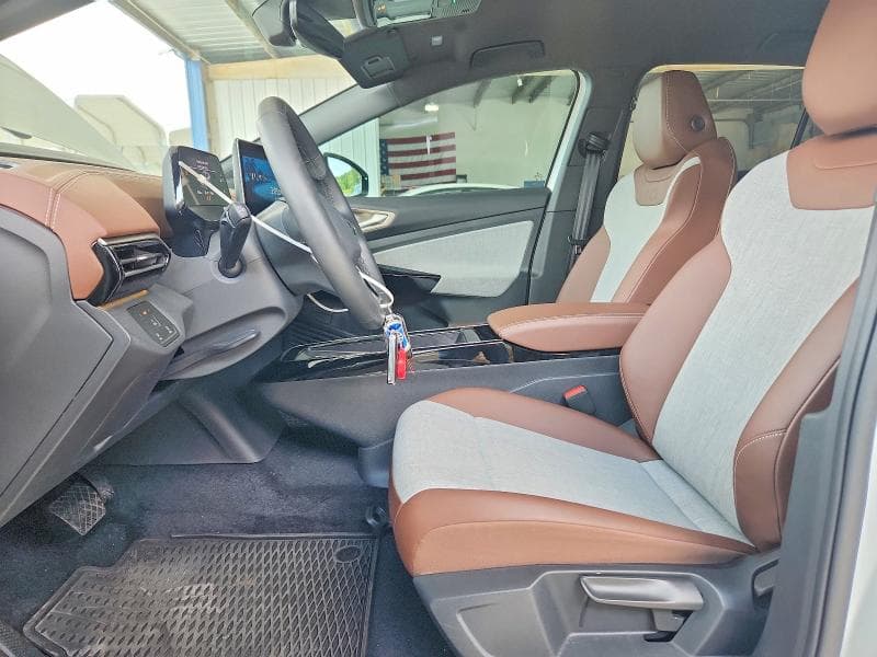 2025 VOLKSWAGEN ID.4 PRO 7