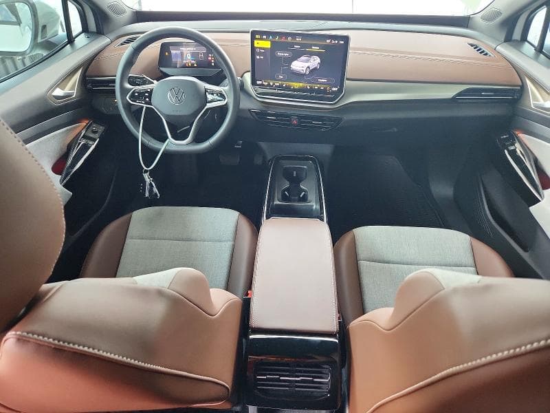 2025 VOLKSWAGEN ID.4 PRO 8