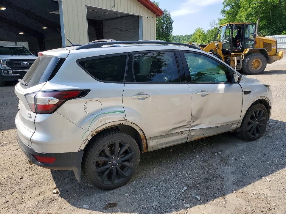 2018 FORD ESCAPE SE 3
