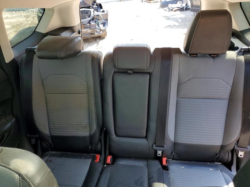 2018 FORD ESCAPE SE 10