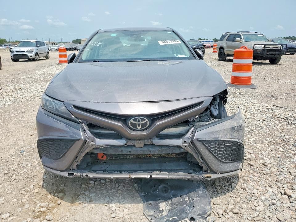 2021 TOYOTA CAMRY SE 5