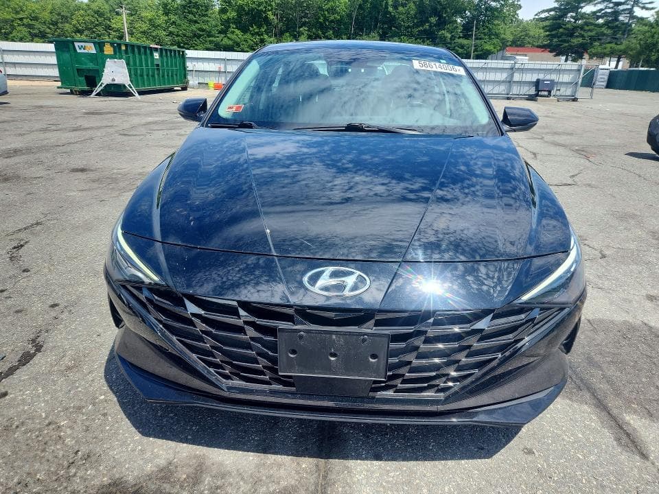2022 HYUNDAI ELANTRA LIMITED 5