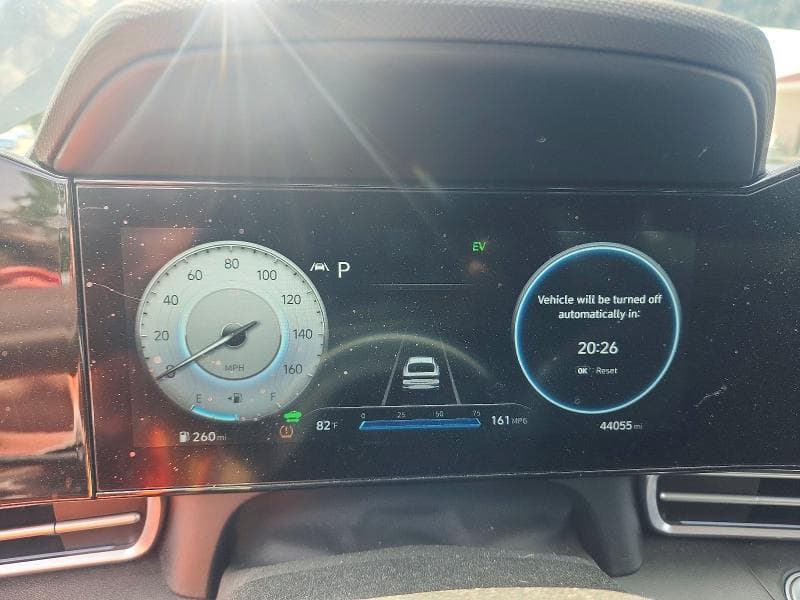 2022 HYUNDAI ELANTRA LIMITED 9