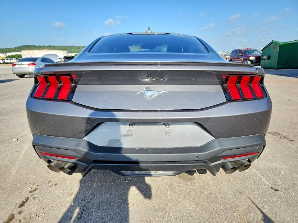 2024 FORD MUSTANG 6