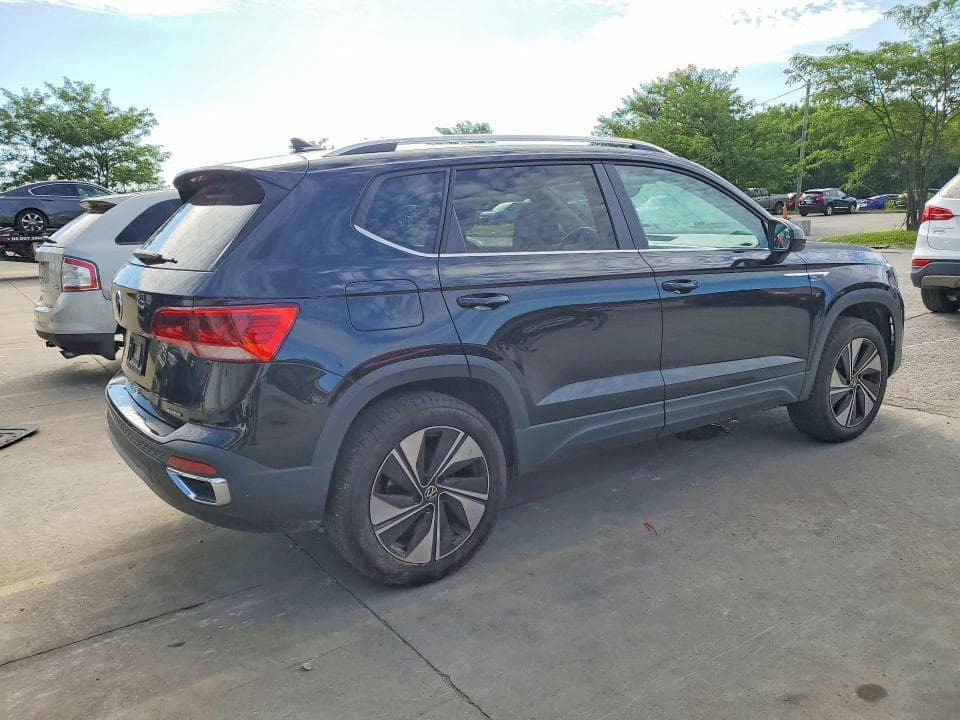 2024 VOLKSWAGEN TAOS SE 3