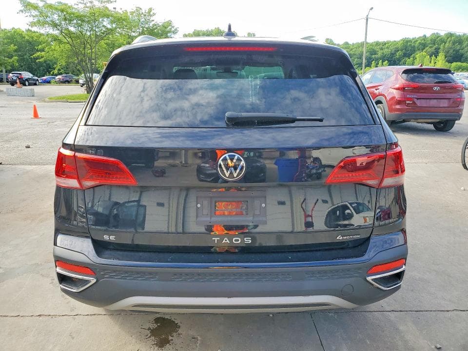 2024 VOLKSWAGEN TAOS SE 6