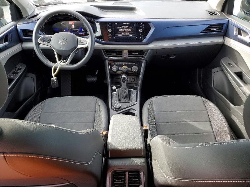 2024 VOLKSWAGEN TAOS SE 8
