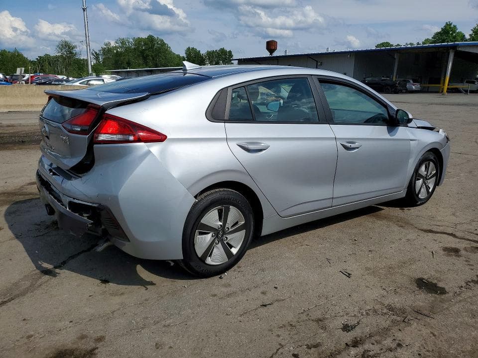 2022 HYUNDAI IONIQ BLUE 3