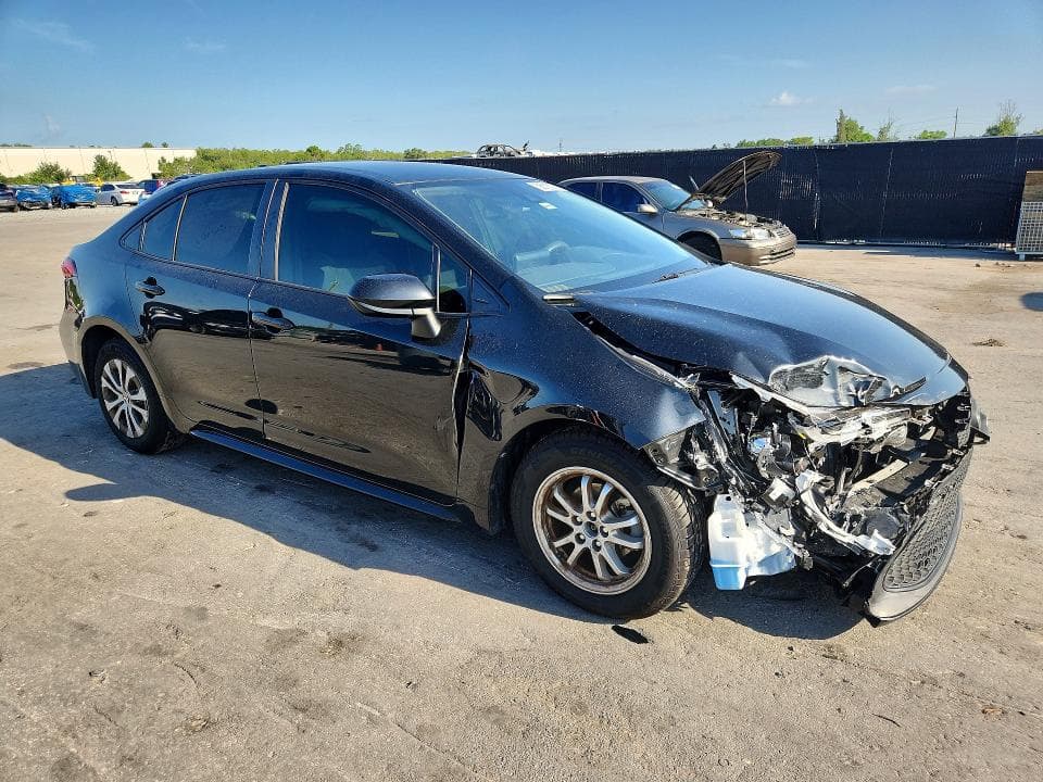 2022 TOYOTA COROLLA LE 4