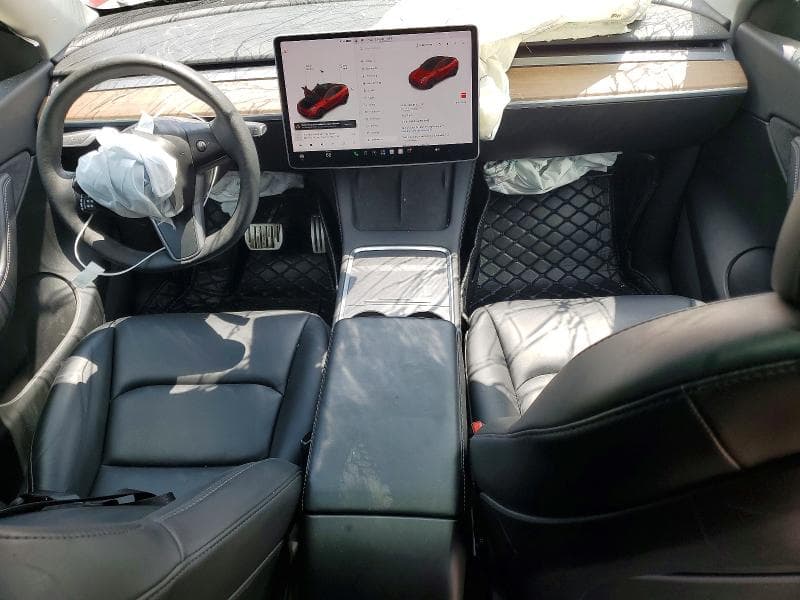 2021 TESLA MODEL Y 8