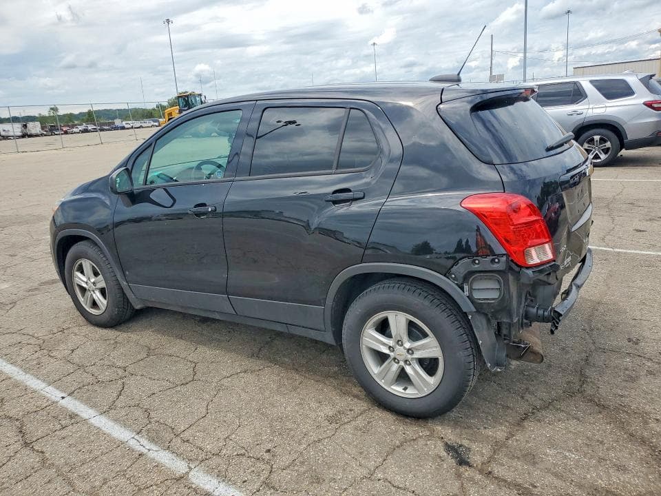 2021 CHEVROLET TRAX LS 2
