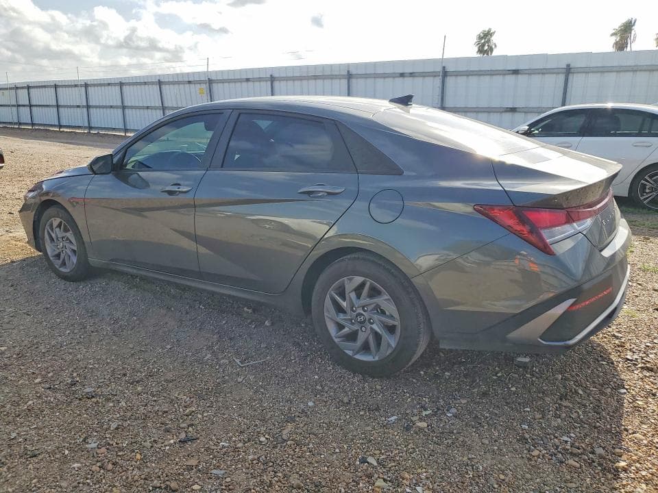 2024 HYUNDAI ELANTRA SEL 2