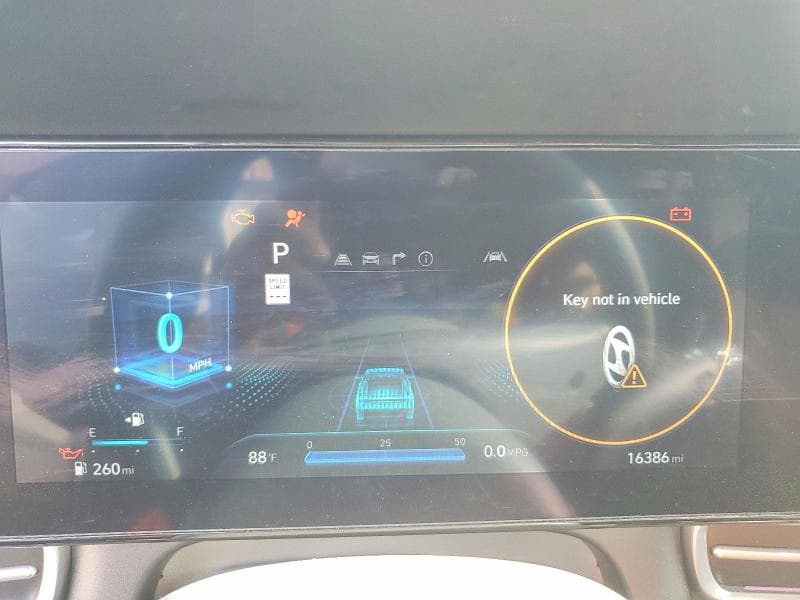 2024 HYUNDAI ELANTRA SEL 9