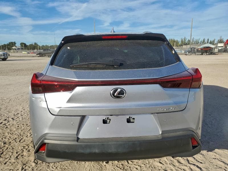2024 LEXUS UX 250H BASE 6