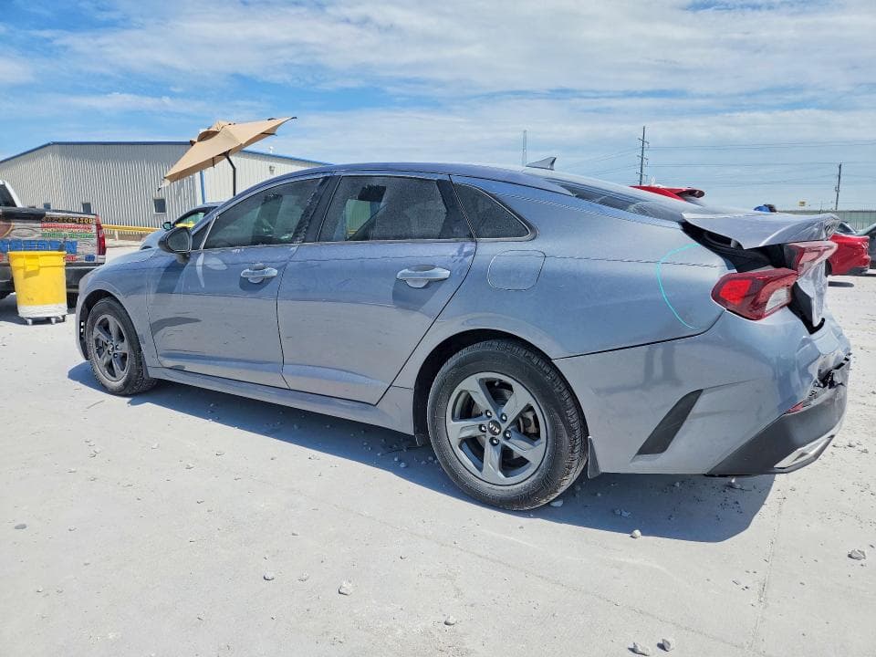 2021 KIA K5 LX 2