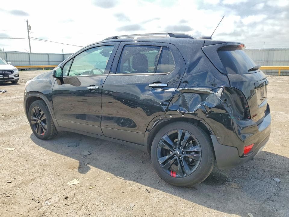 2020 CHEVROLET TRAX 1LT 2