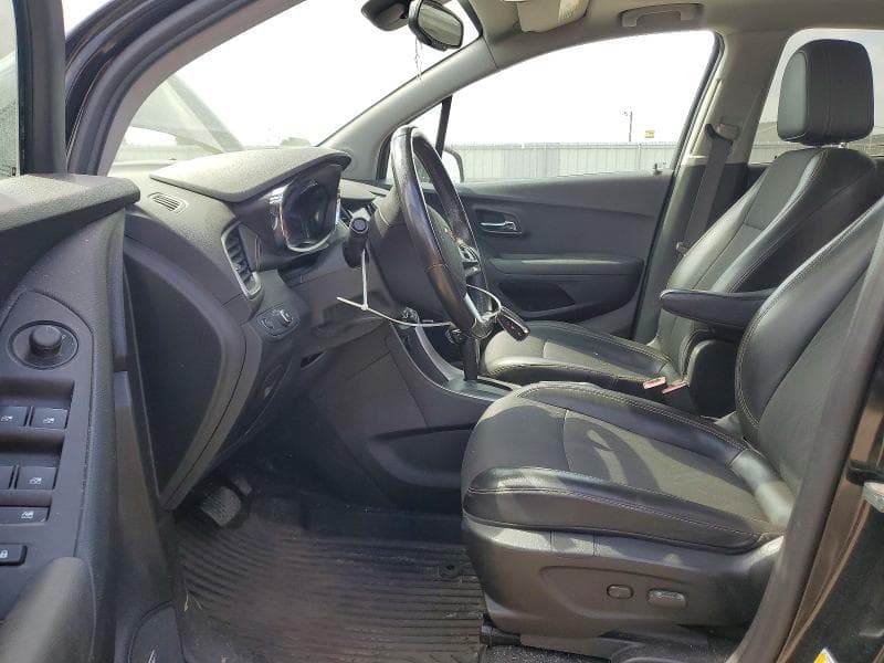 2020 CHEVROLET TRAX 1LT 7