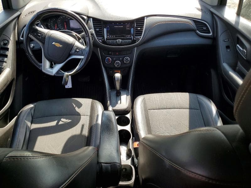 2020 CHEVROLET TRAX 1LT 8