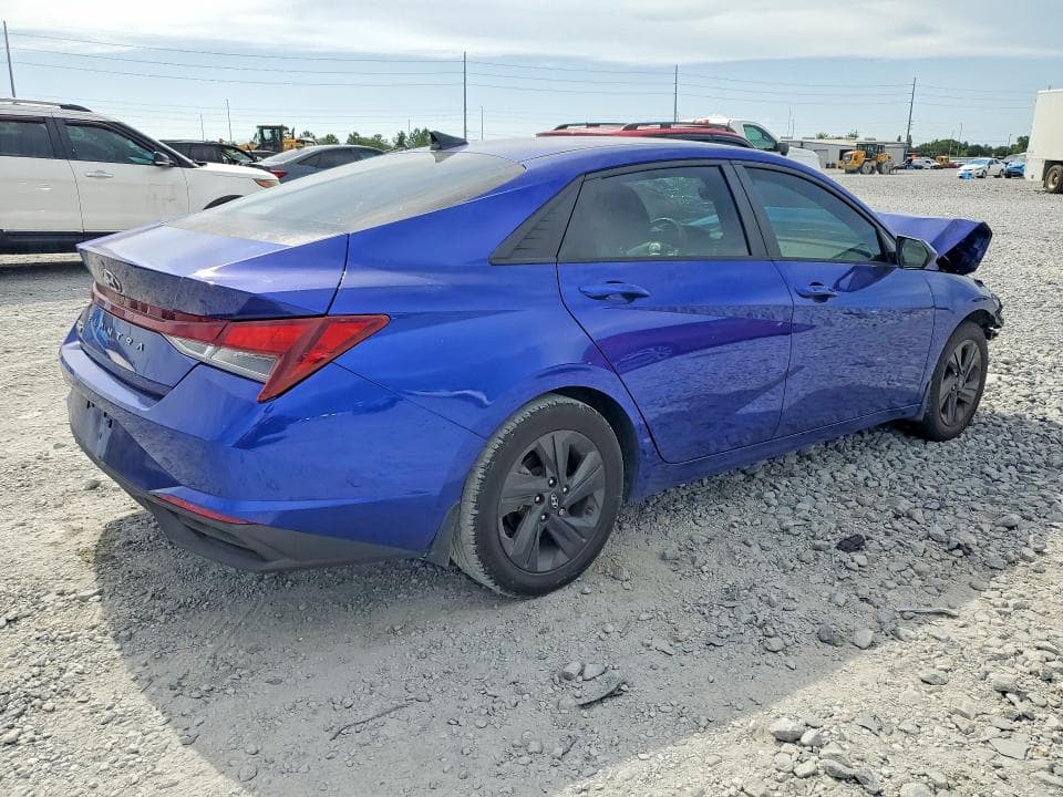 2022 HYUNDAI ELANTRA SEL 3