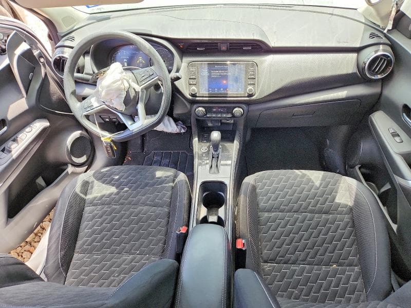 2022 NISSAN KICKS SV 8