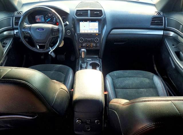 2019 FORD EXPLORER XLT 8