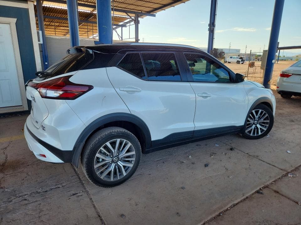 2021 NISSAN KICKS SV 3