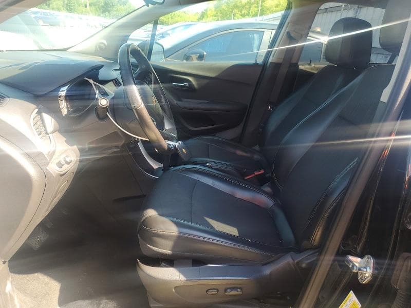 2021 CHEVROLET TRAX 1LT 7