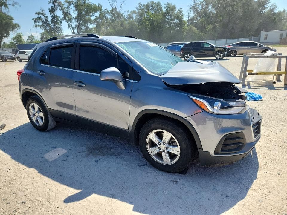2020 CHEVROLET TRAX 1LT 4