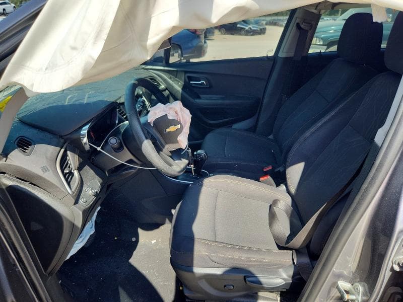 2020 CHEVROLET TRAX 1LT 7