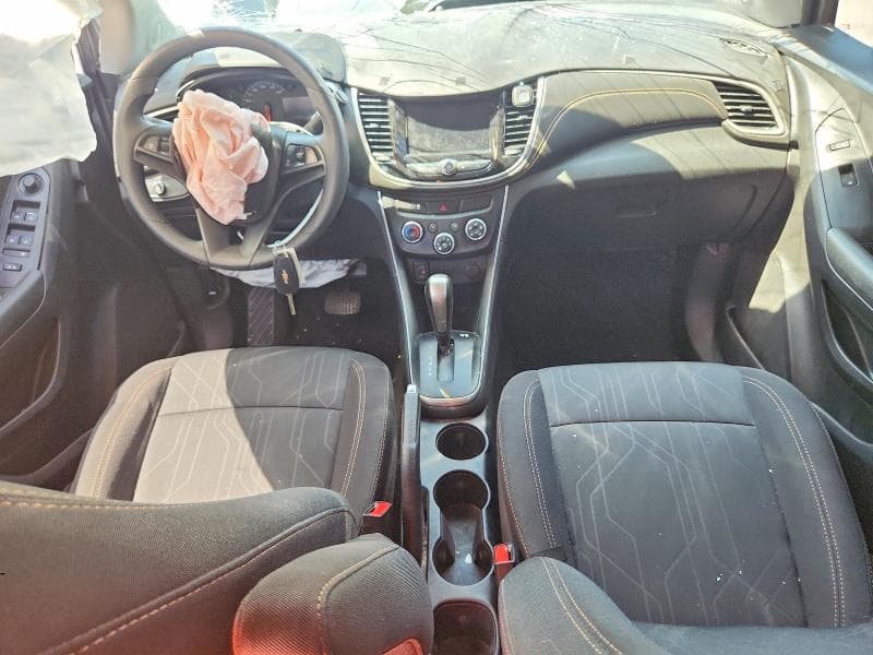 2020 CHEVROLET TRAX 1LT 8