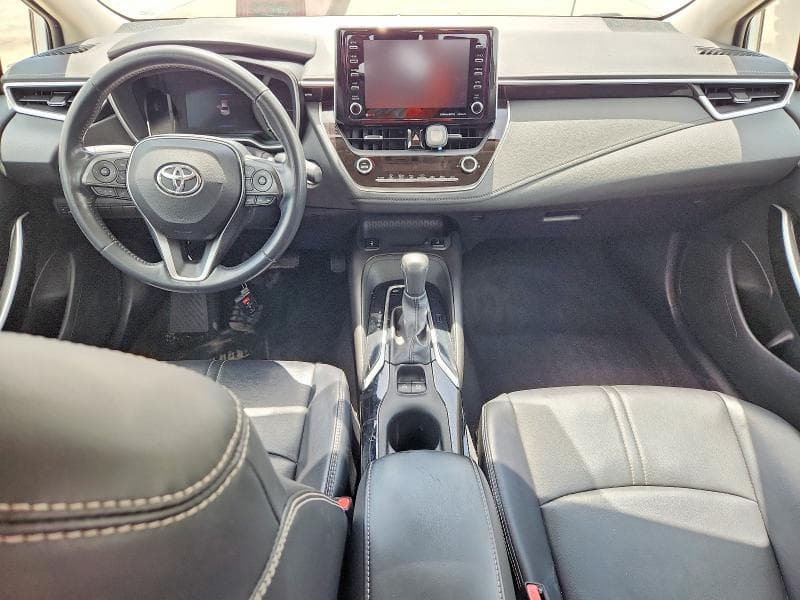 2020 TOYOTA COROLLA XLE 8
