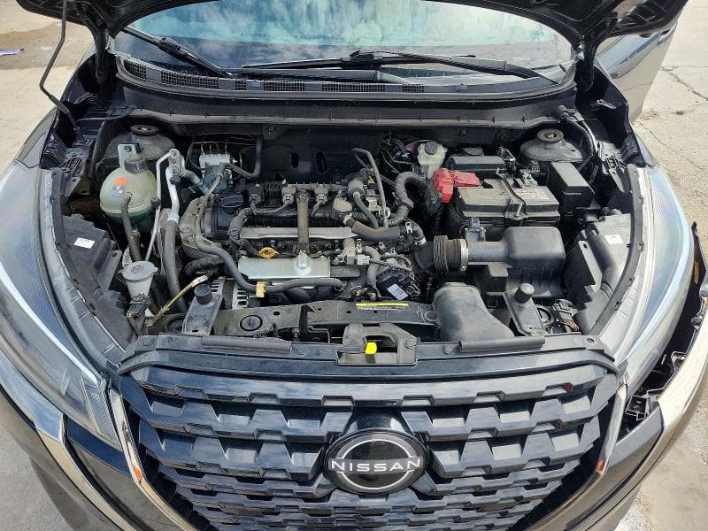 2022 NISSAN KICKS SR 11