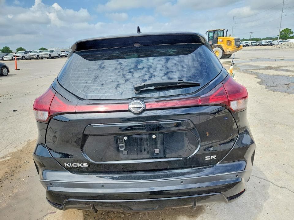 2022 NISSAN KICKS SR 6