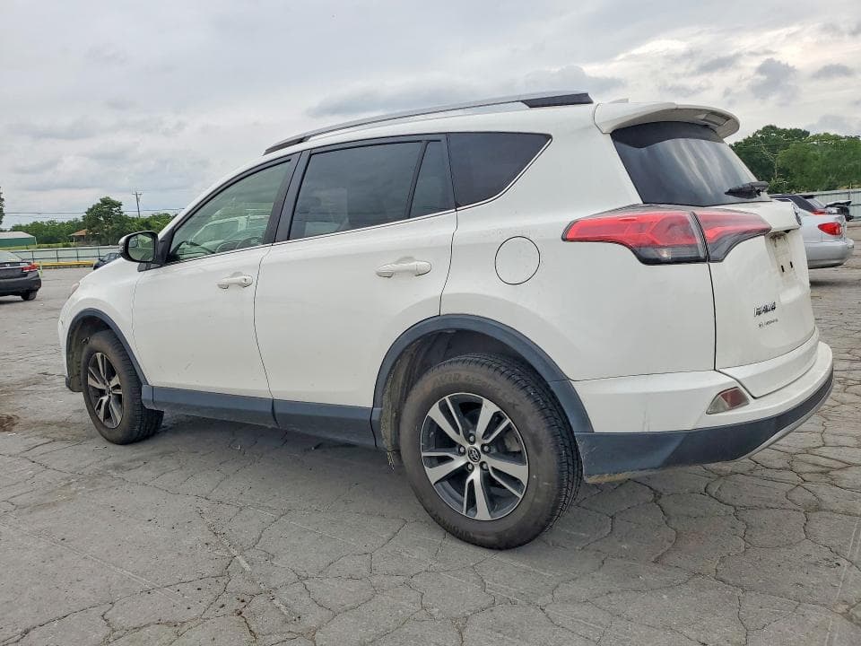 2017 TOYOTA RAV4 XLE 2