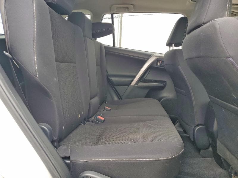 2017 TOYOTA RAV4 XLE 11