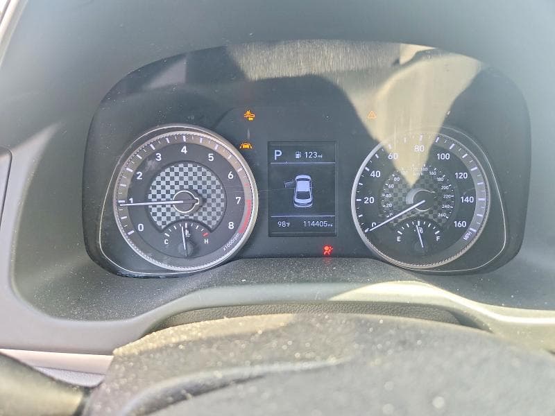 2020 HYUNDAI ELANTRA SE 9