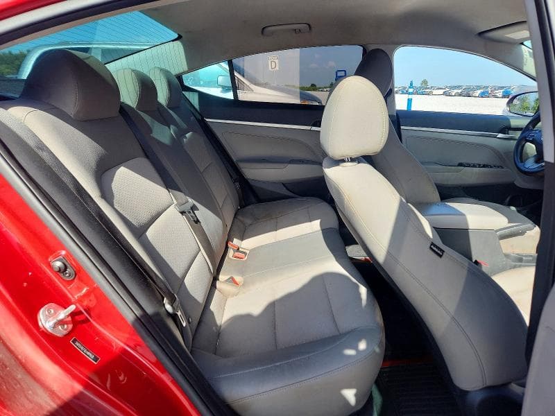 2020 HYUNDAI ELANTRA SE 10