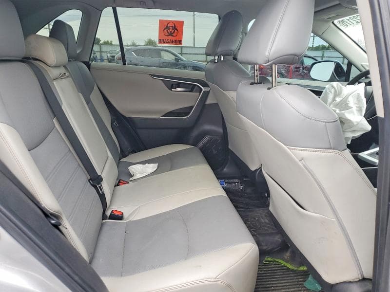 2022 TOYOTA RAV4 LIMITED LIMITED 11