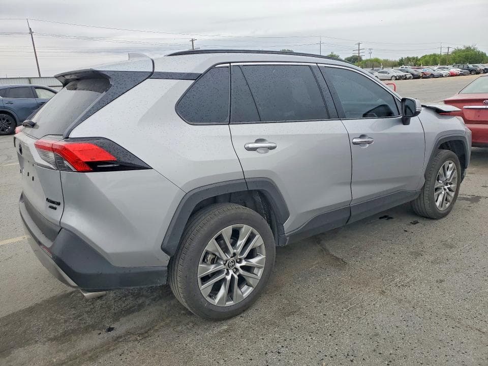 2022 TOYOTA RAV4 LIMITED LIMITED 3