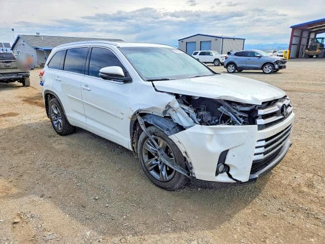 2017 TOYOTA HIGHLANDER LIMITED PLATINUM LIMITED PLATINUM 4