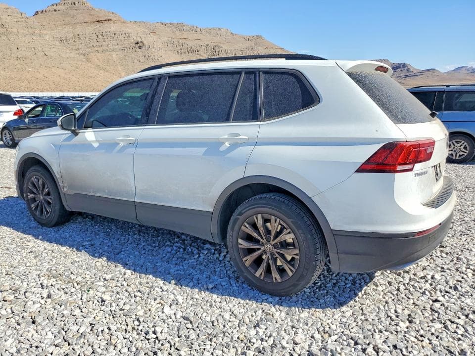 2018 VOLKSWAGEN TIGUAN S 2