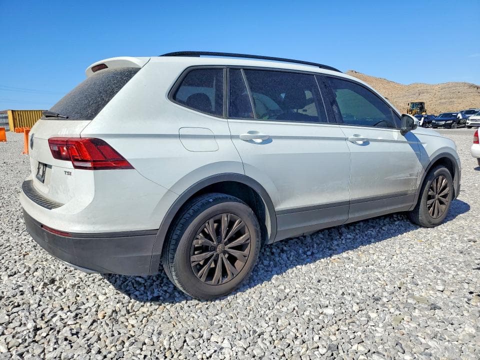 2018 VOLKSWAGEN TIGUAN S 3