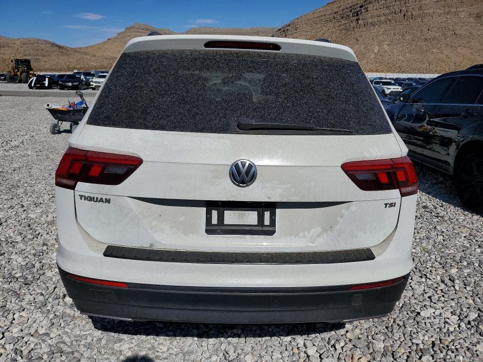 2018 VOLKSWAGEN TIGUAN S 6