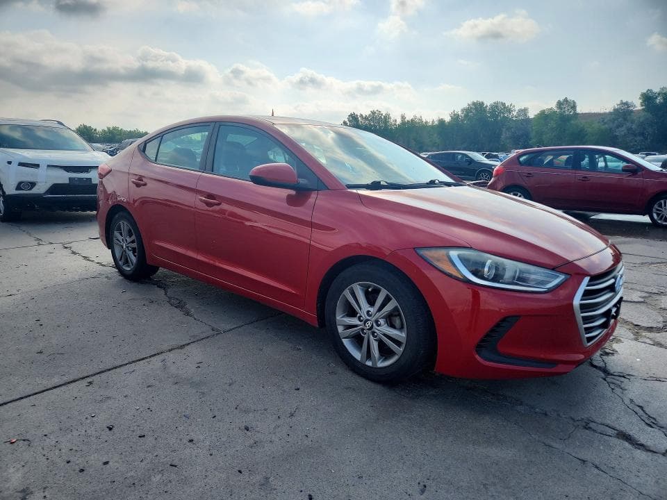 2017 HYUNDAI ELANTRA SE SE 4